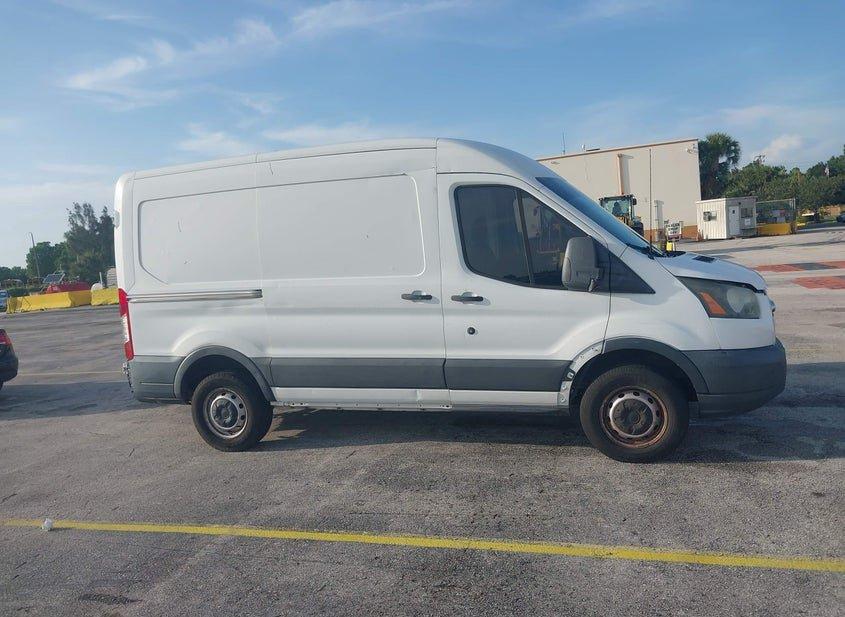 Ford Transit-250
