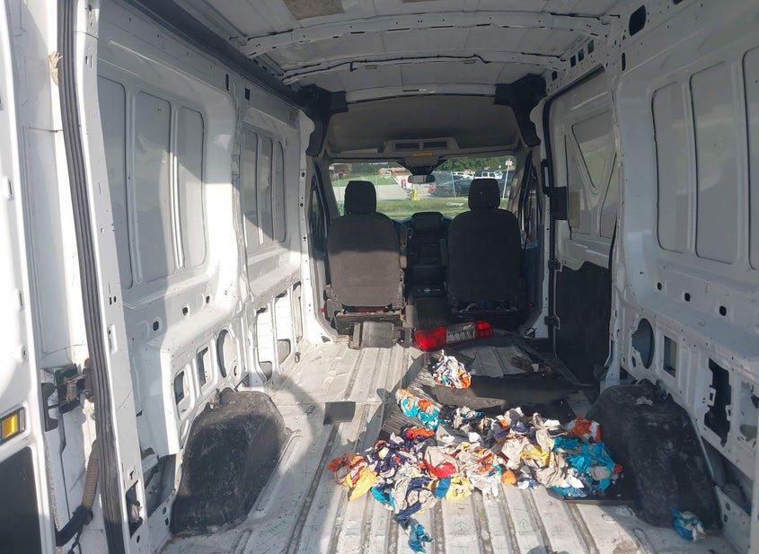 Ford Transit-250