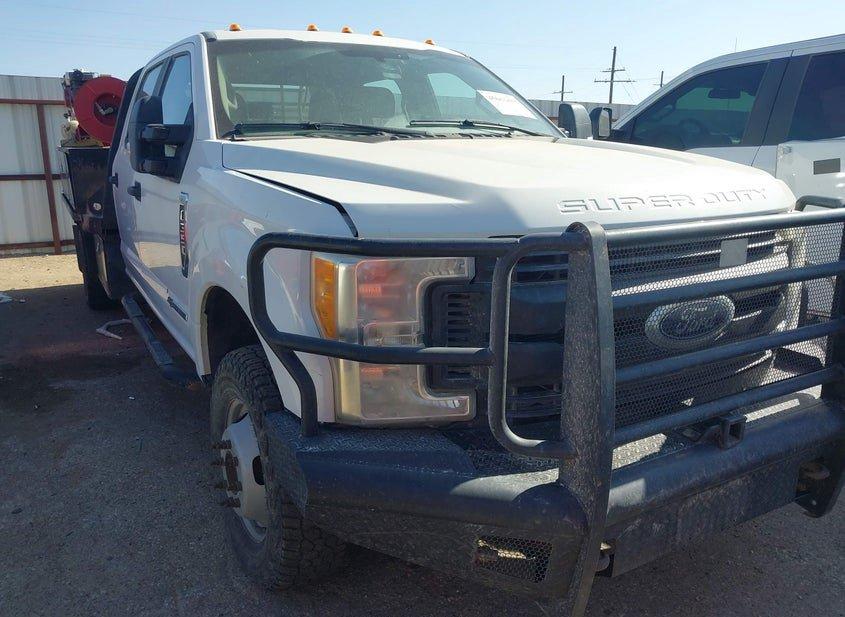 Ford F-350 Chassis