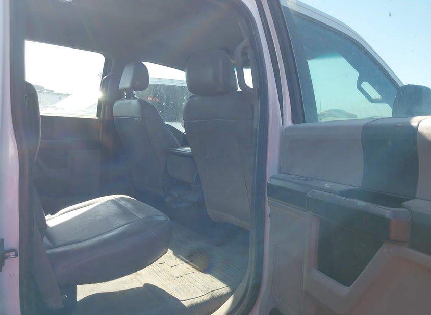 Ford F-350 Chassis