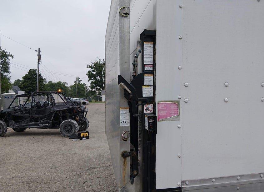 Ford F-350 Chassis