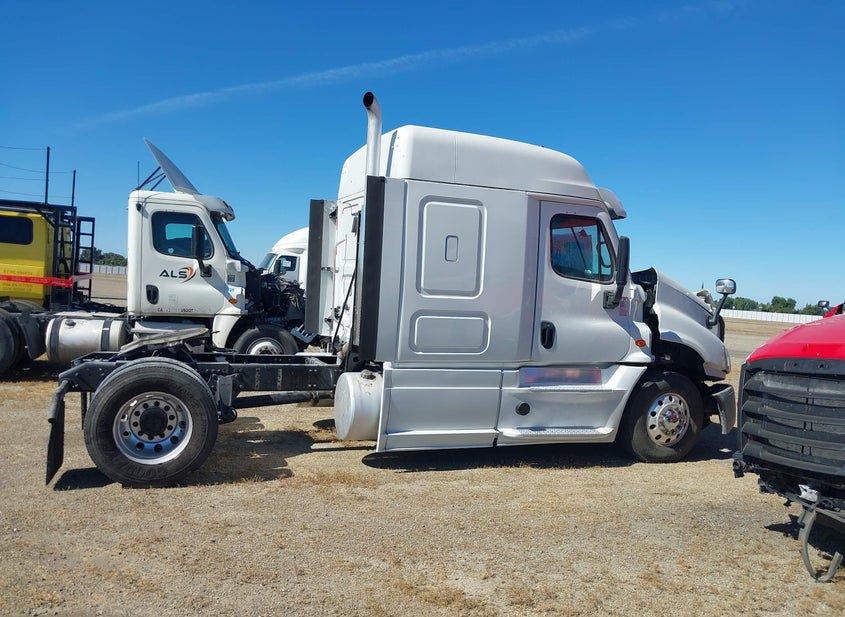 Freightliner Cascadia 125