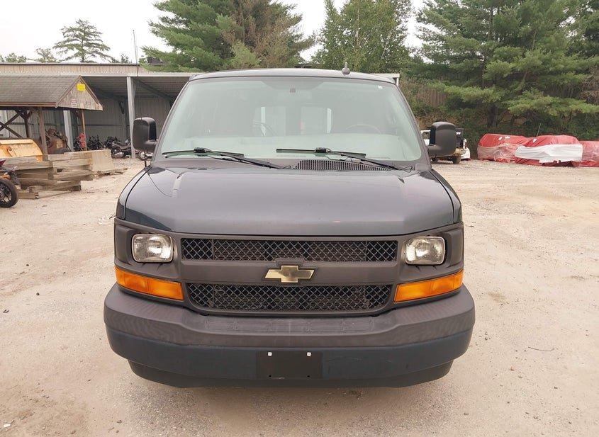 Chevrolet Express 2500