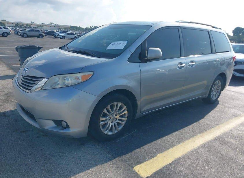 Toyota Sienna
