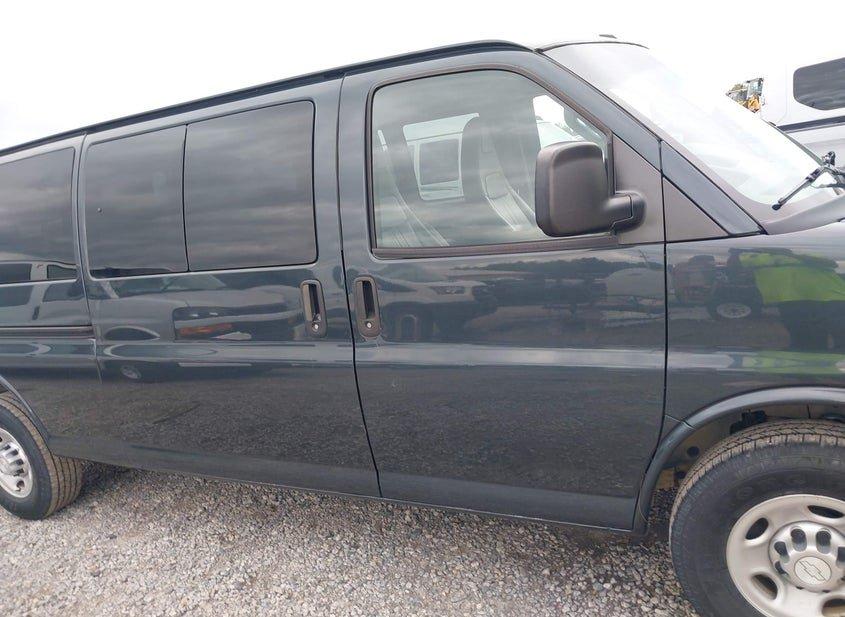 Chevrolet Express 3500