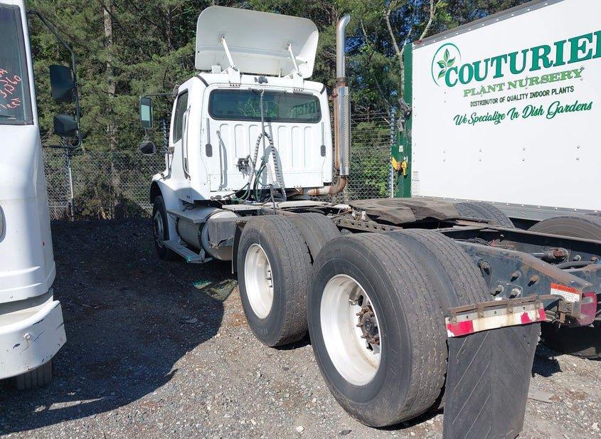 Freightliner M2