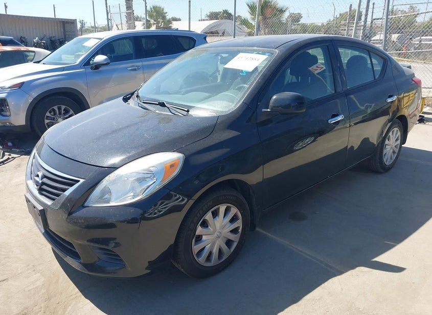 Nissan Versa