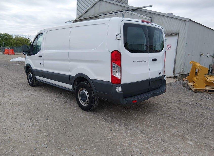 Ford Transit-150
