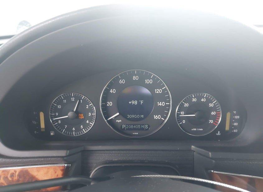 Mercedes-Benz E 320
