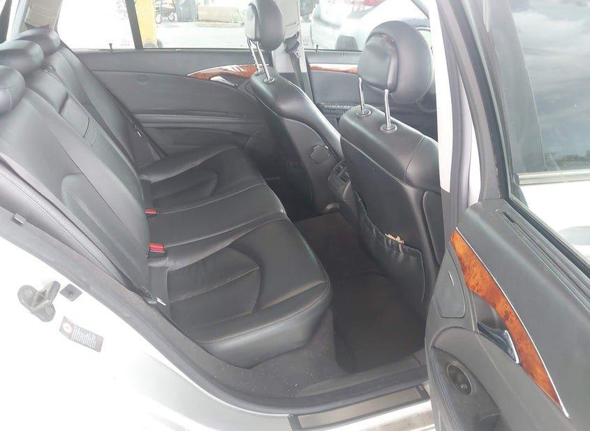 Mercedes-Benz E 320