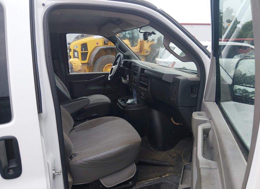 Chevrolet Express 2500