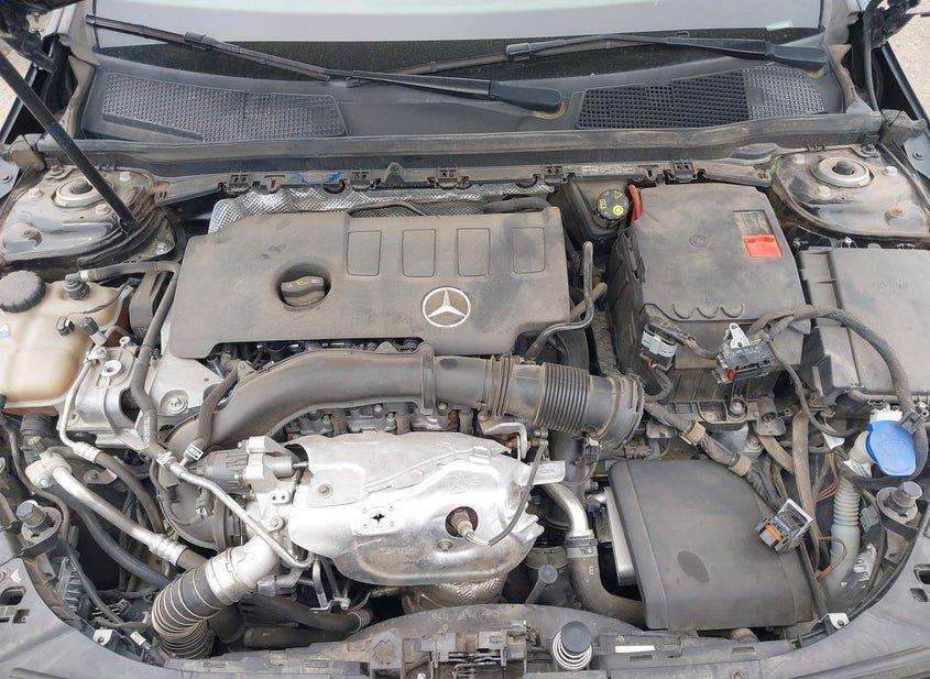 Mercedes-Benz A 220
