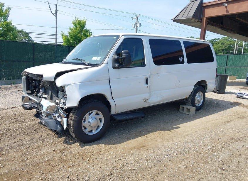 Ford E-350 Super Duty