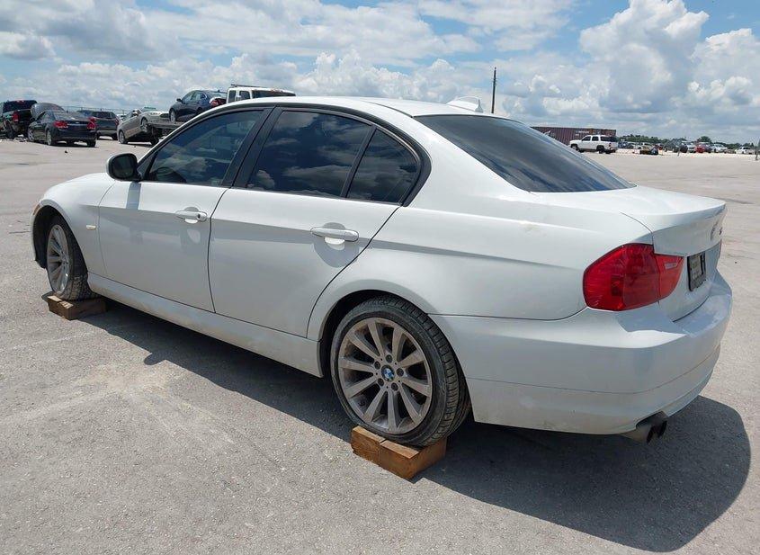 BMW 328I