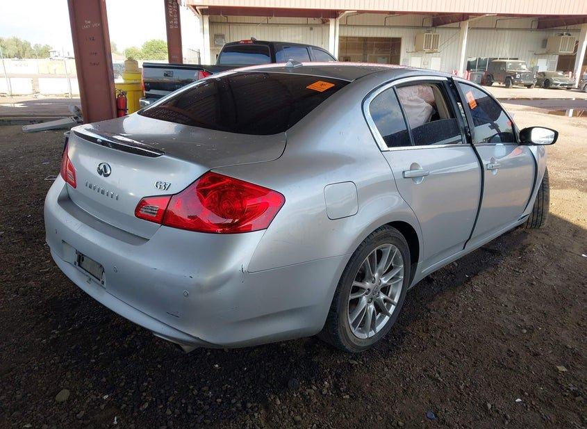 Infiniti G37