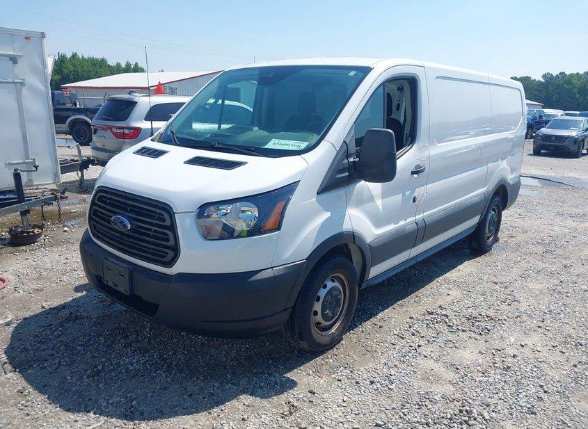 Ford Transit-150