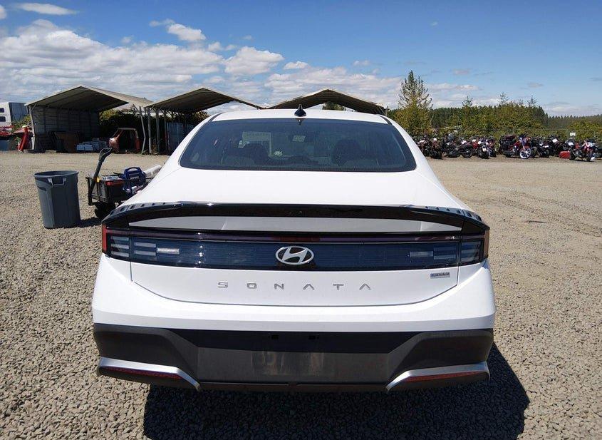 Hyundai Sonata Hybrid