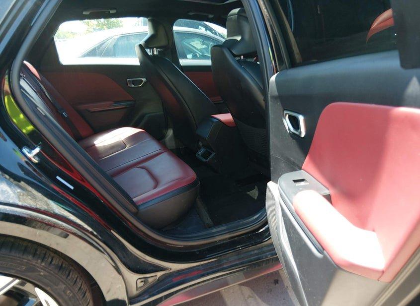 Kia K4