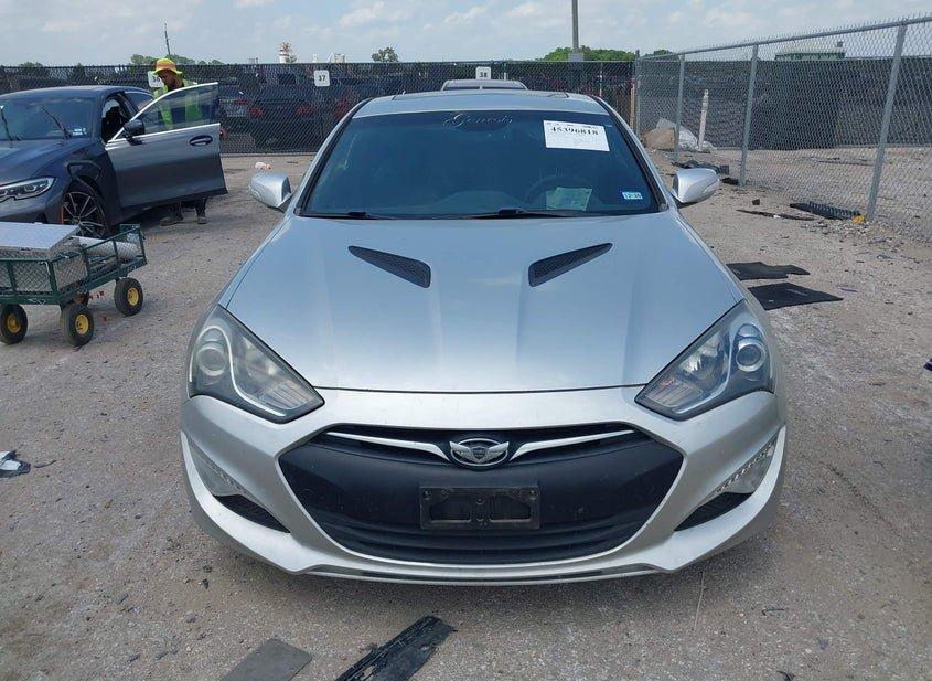 Hyundai Genesis
