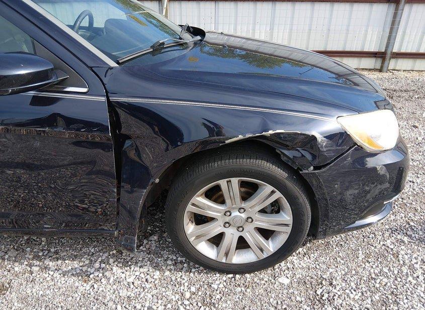 Chrysler 200