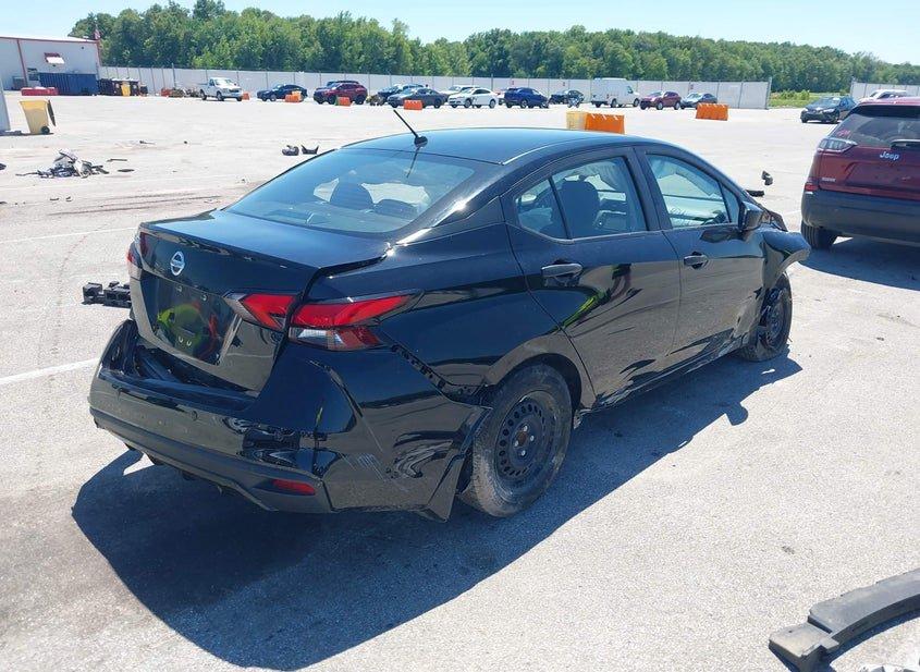 Nissan Versa