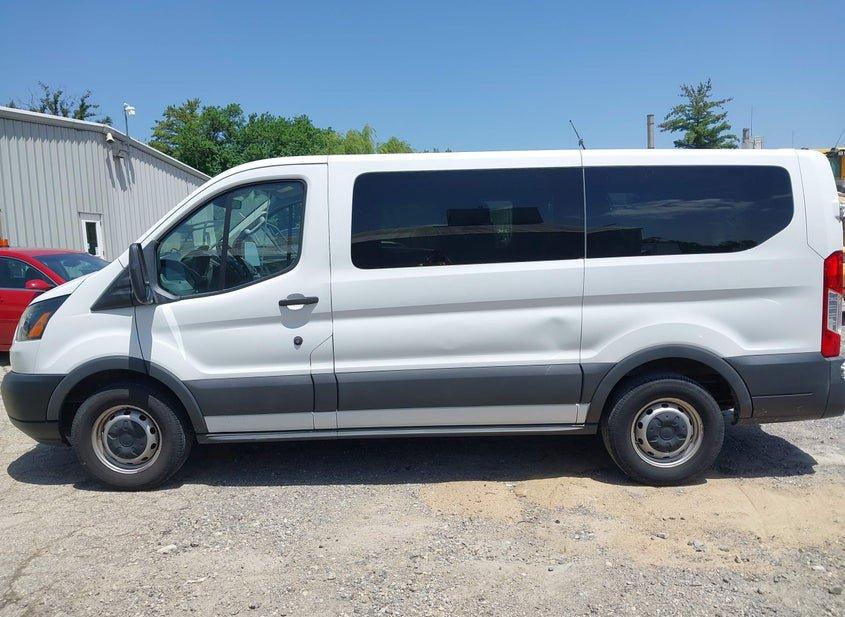 Ford Transit-150