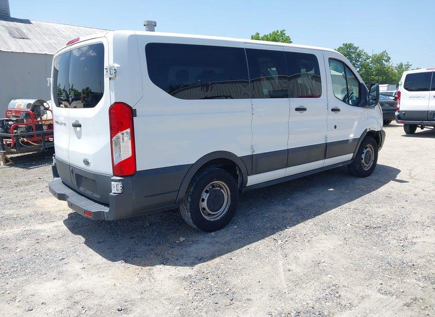 Ford Transit-150