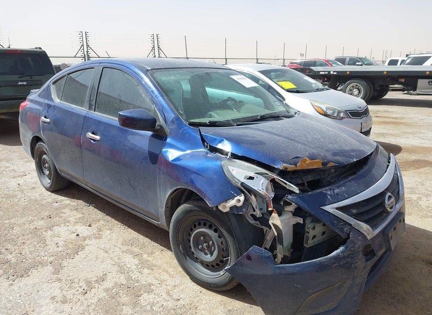 Nissan Versa