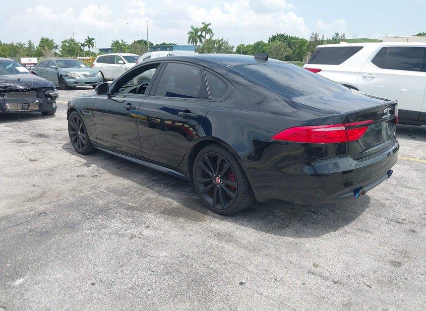 Jaguar Xf