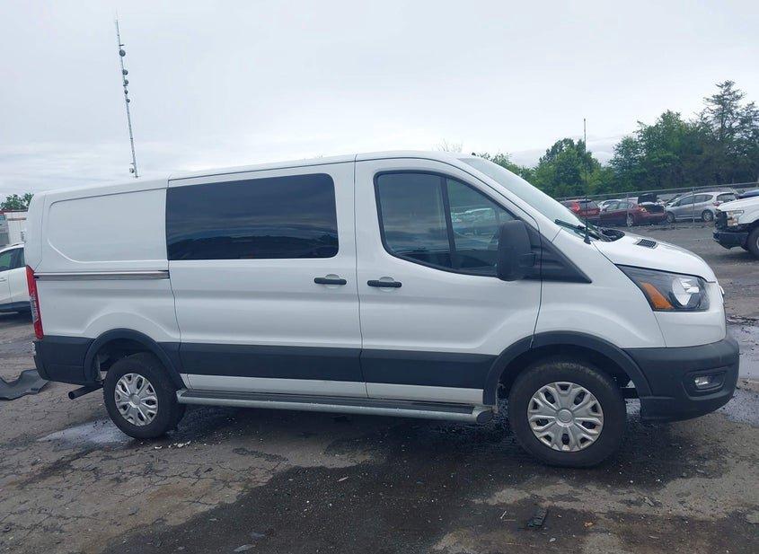Ford Transit-250