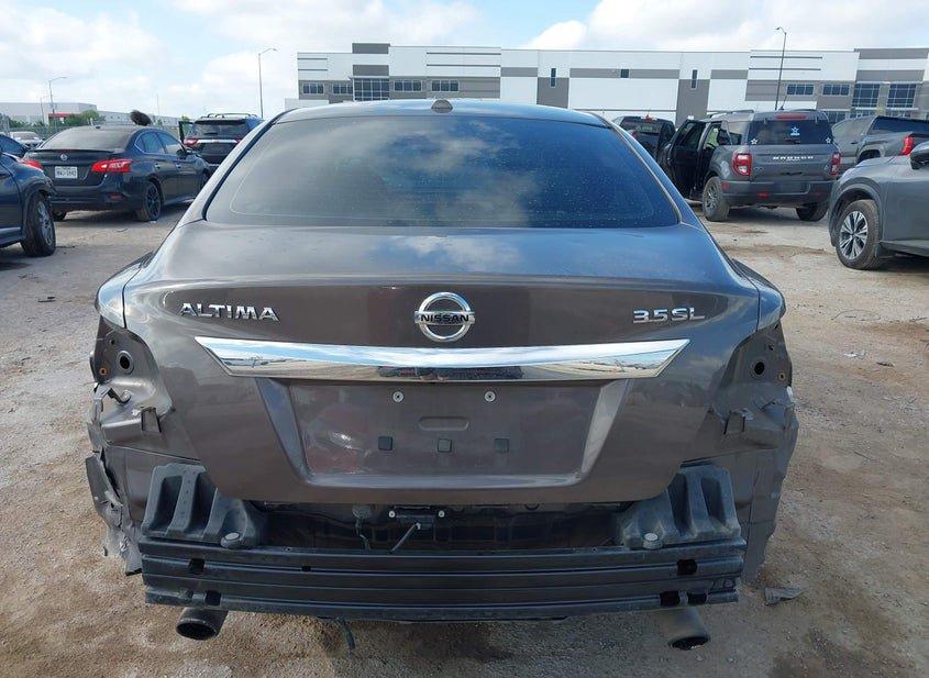 Nissan Altima