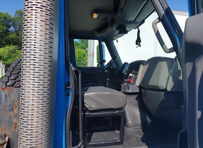 International 7000