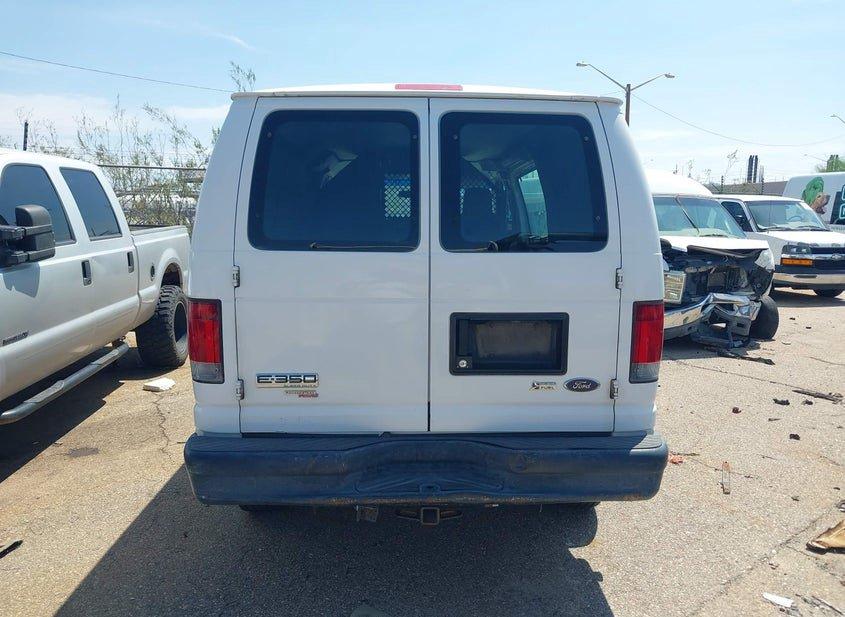 Ford E-350 Super Duty