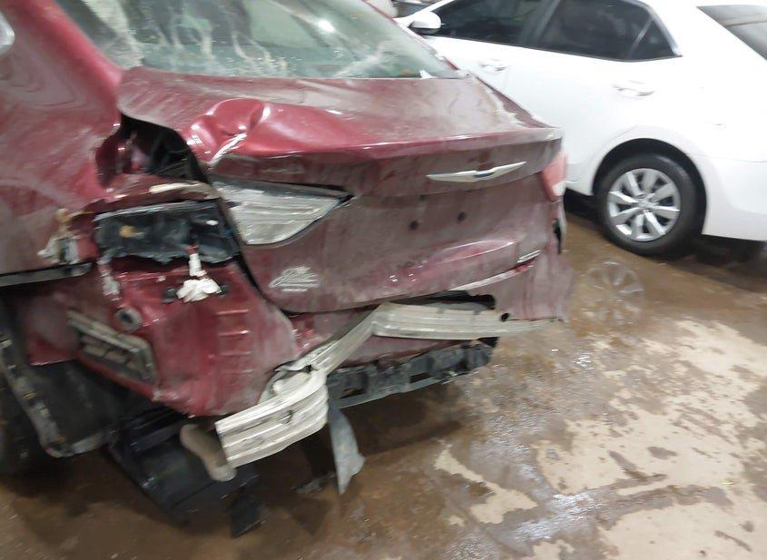 Chrysler 200
