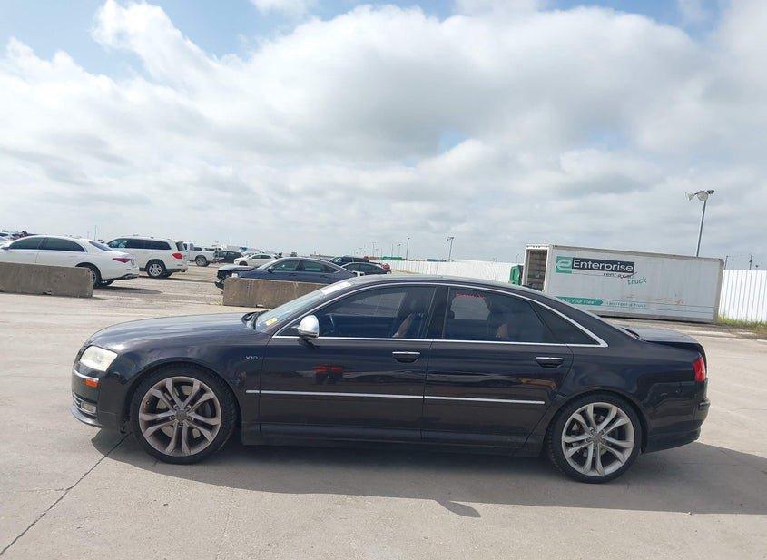 Audi S8