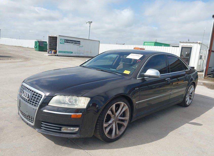 Audi S8