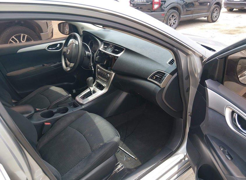 Nissan Sentra
