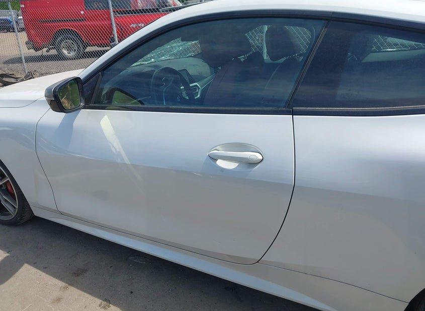BMW M440I