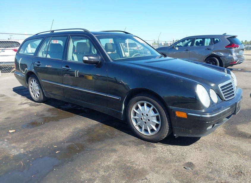 Mercedes-Benz E 320