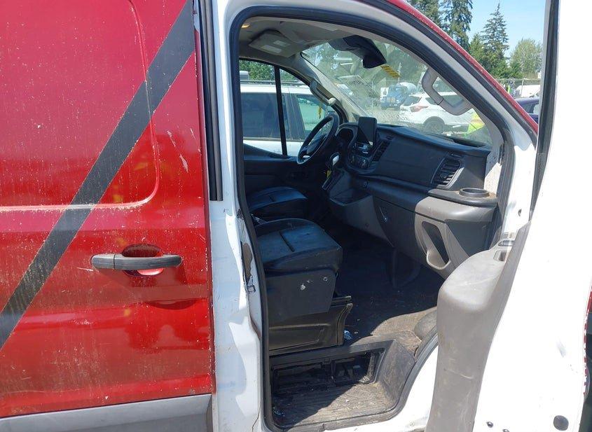 Ford Transit-150