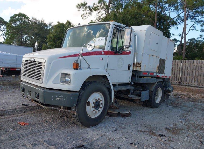 Freightliner Medium Conventional
