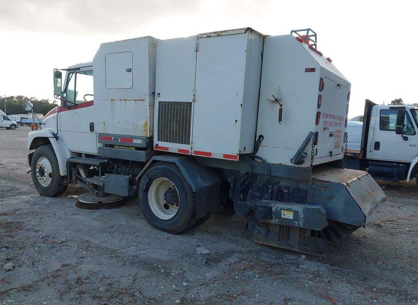 Freightliner Medium Conventional