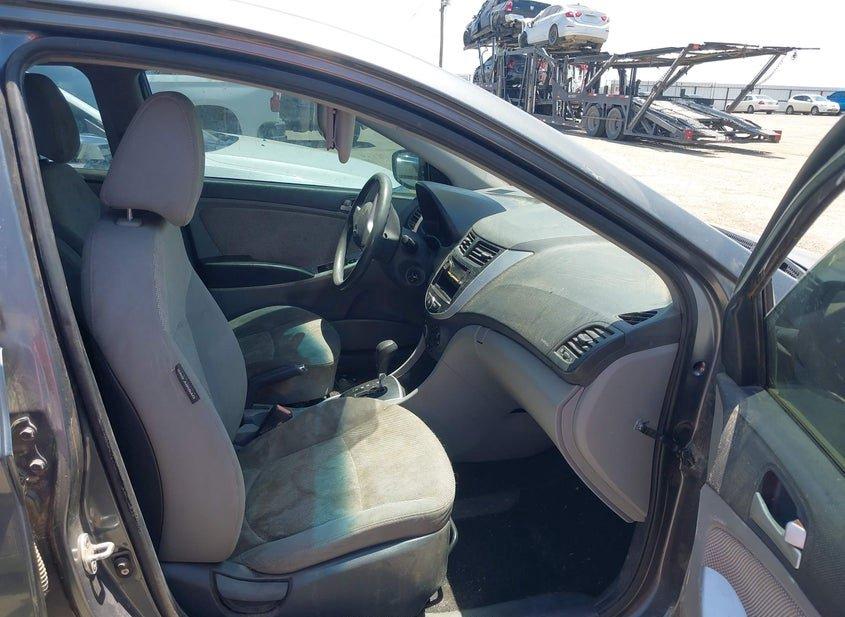 Hyundai Accent