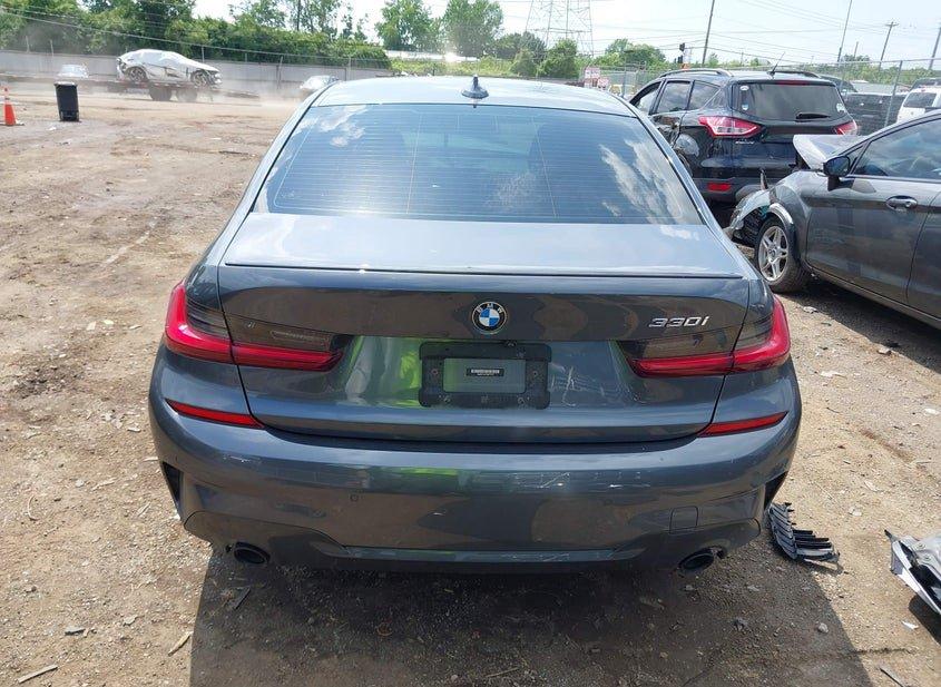 BMW 330I
