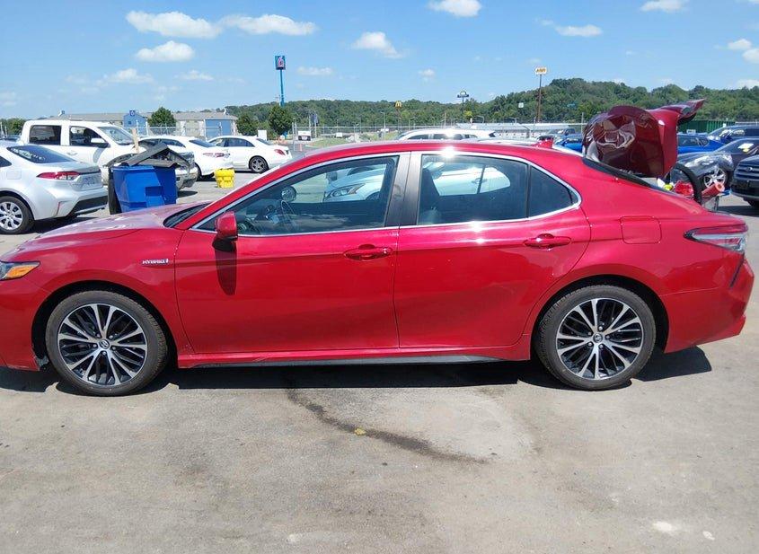 Toyota Camry Hybrid