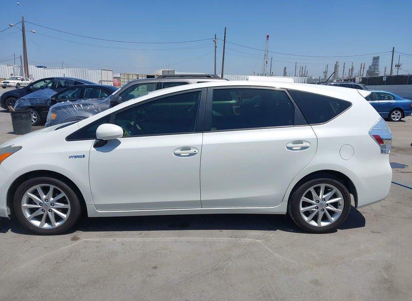 Toyota Prius V
