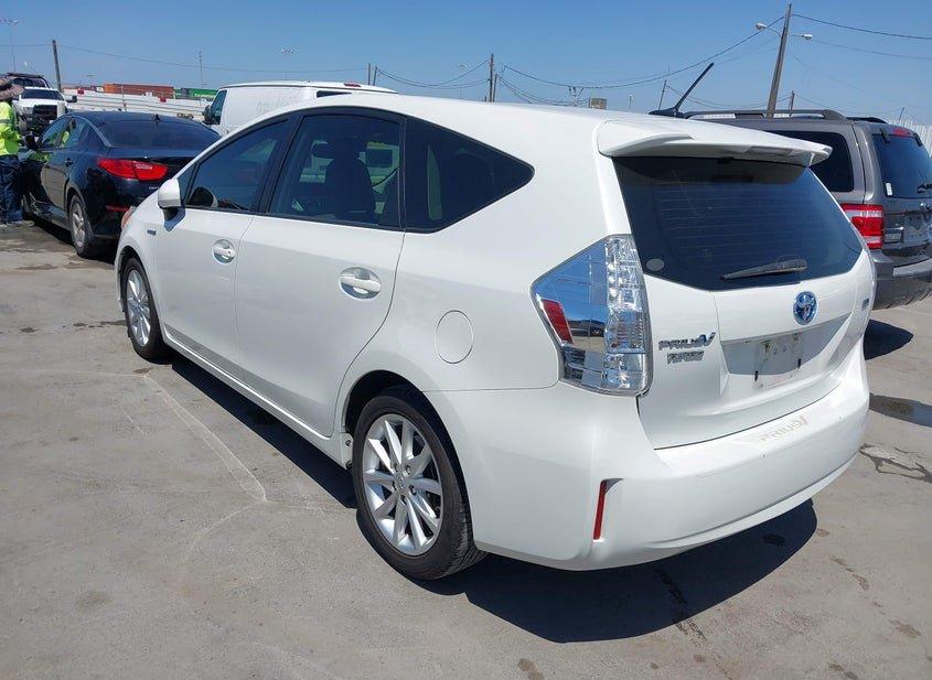 Toyota Prius V
