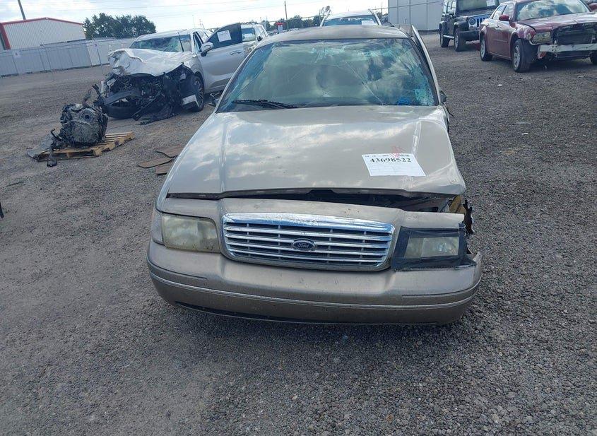 Ford Crown Victoria