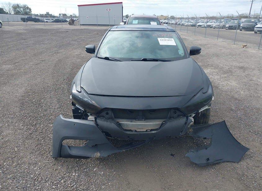 Nissan Maxima