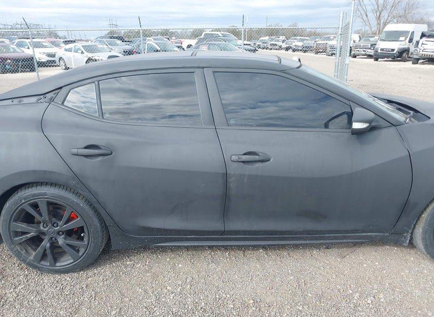 Nissan Maxima